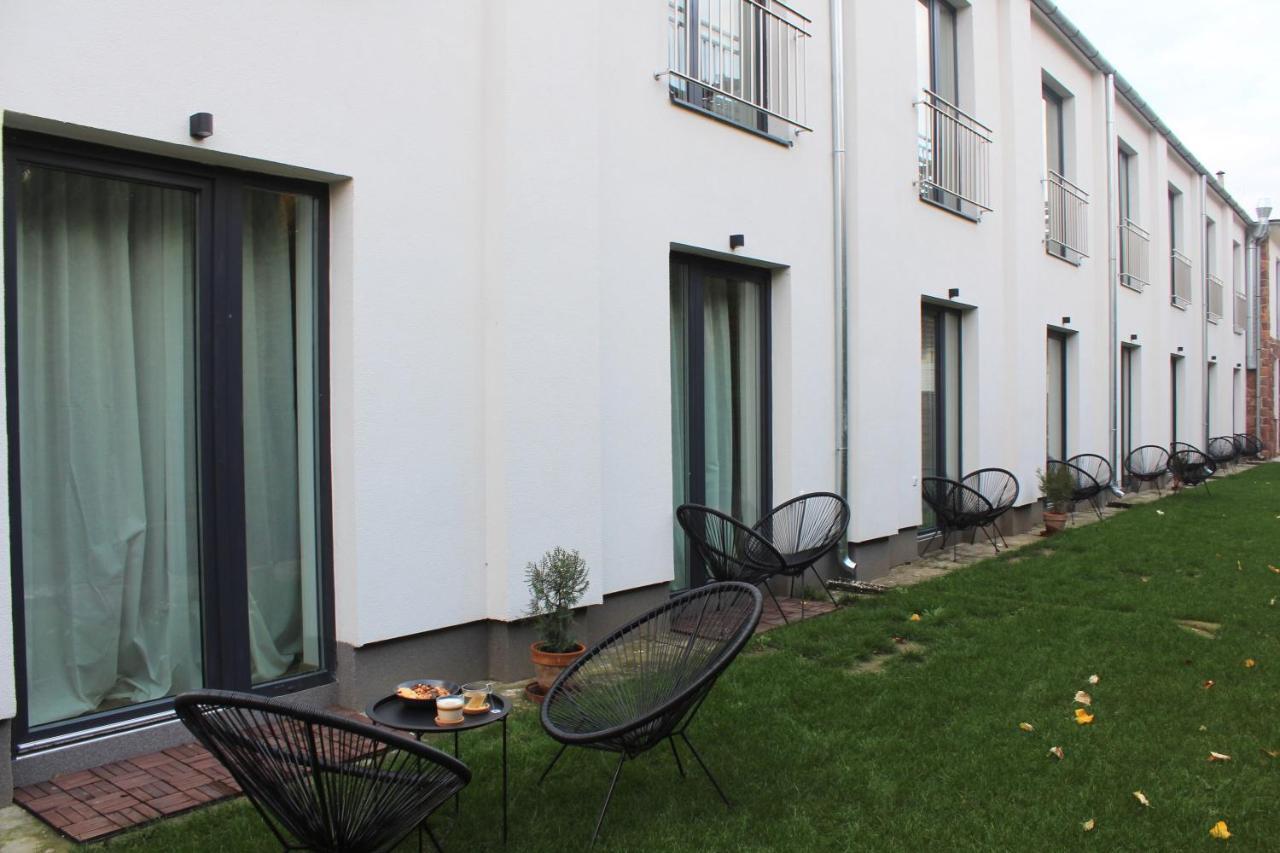 Plage-On Panzio Siófok Exterior foto